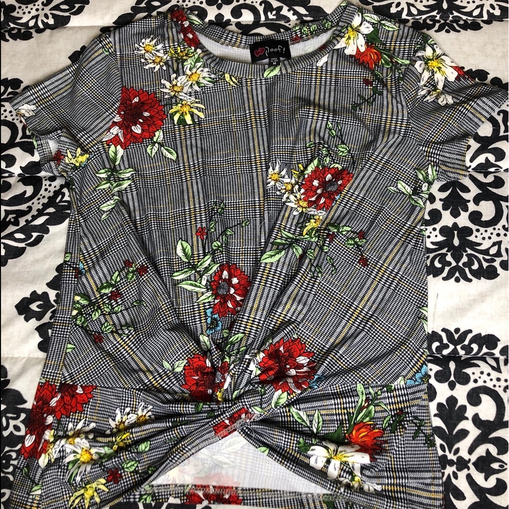 White &’ black , yellow striped crop top shirt
